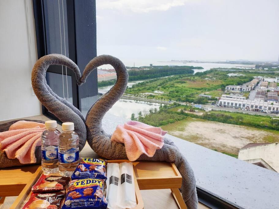 Seaview#Warmth#Netflix#Privatebathtub#Seasideluxurycondo#Imperioresidence Malacca 外观 照片